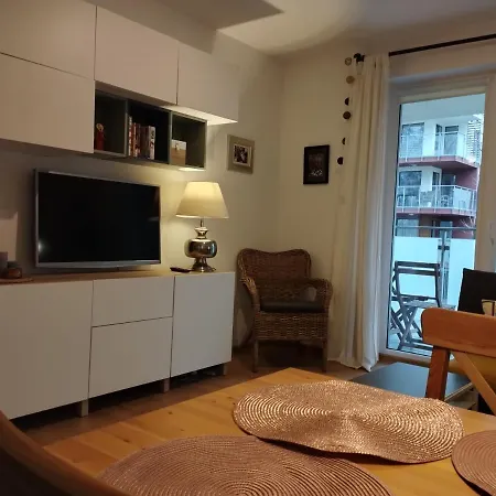 Apartament W Kolobrzegu Z Basenem Osiedle Polanki Ul Klonowa Apartmán